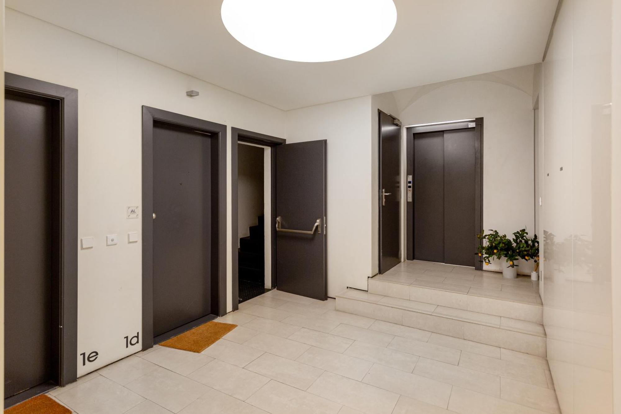 Апартаменты Trendy Chiado Flat Лиссабон Экстерьер фото